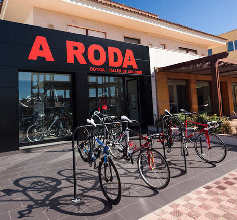 Une location de vélo Roda à Alaior Menorca