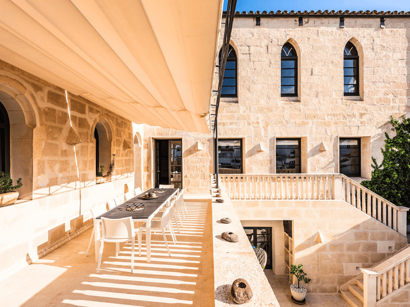 141UNIQUESTAY
