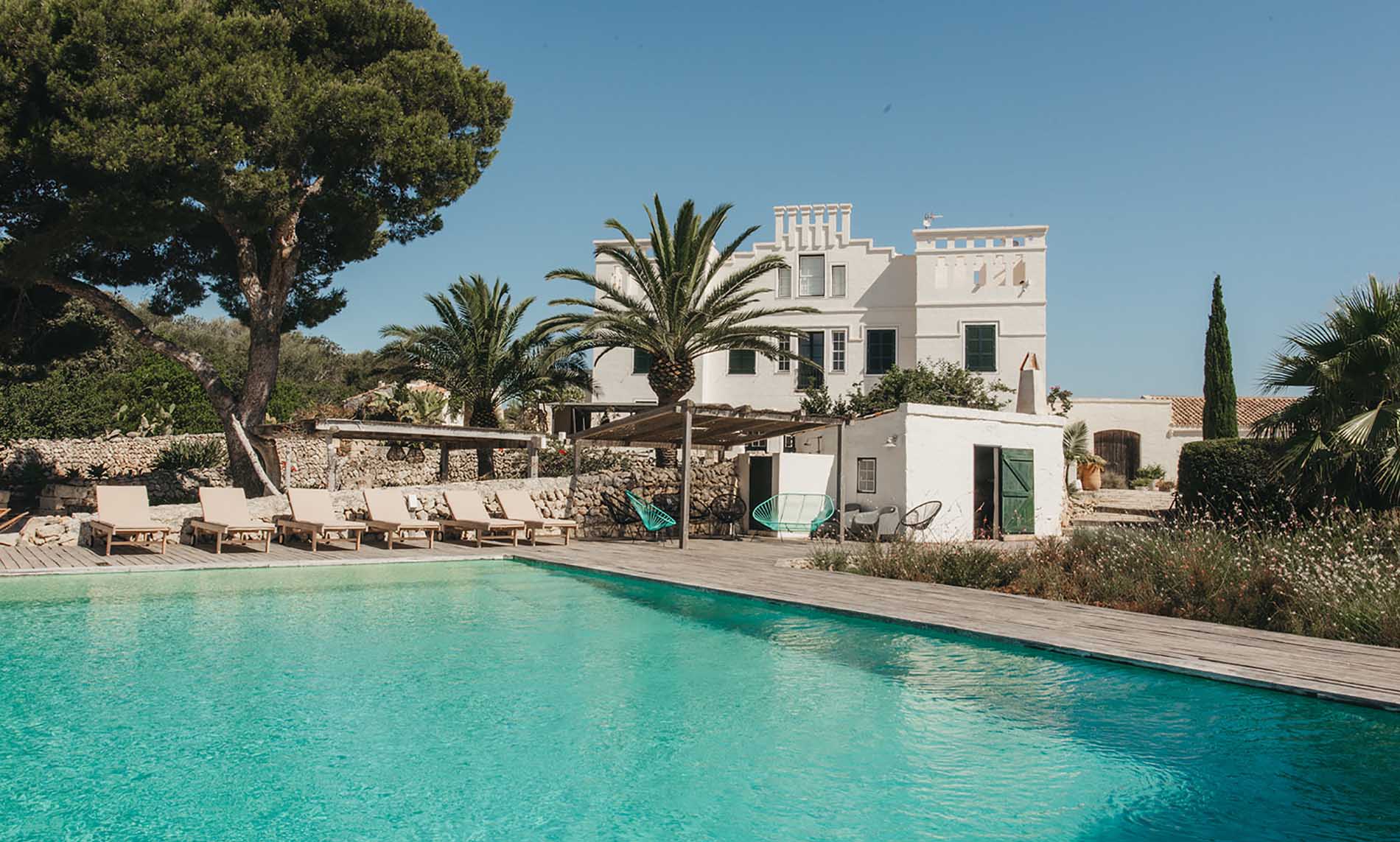 Location de villas de luxe exclusives avec concierge à Minorque