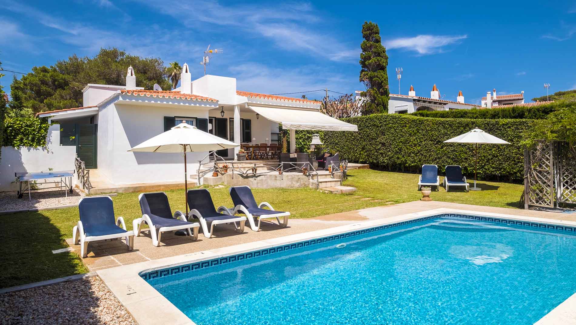 Villas avec piscine près de Binibeca