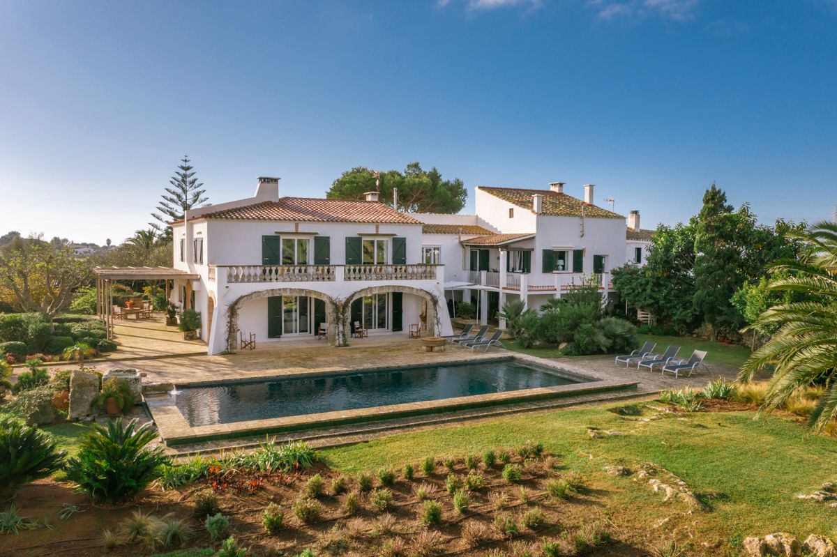 Villas de campagne avec piscine près de Cala Galdana