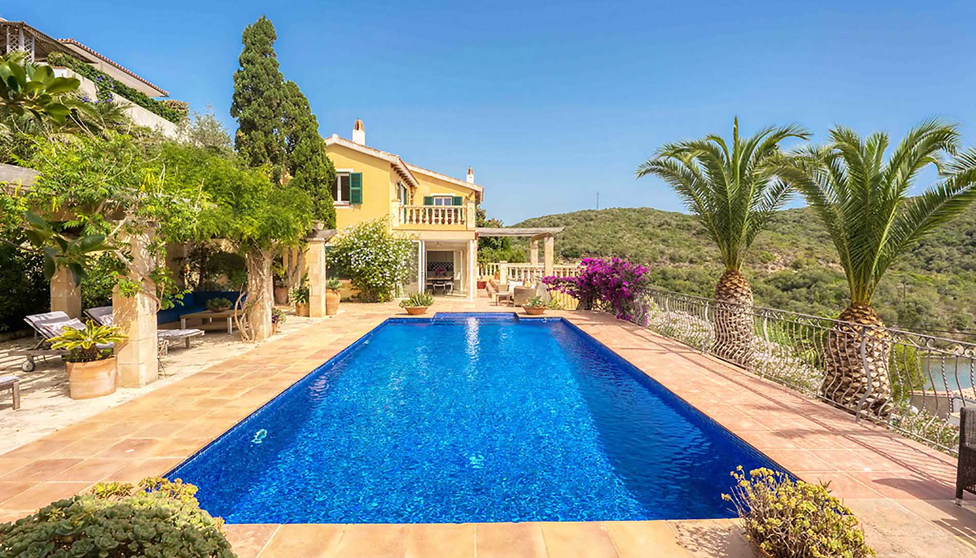 Villas avec piscine dans le port de Mahon